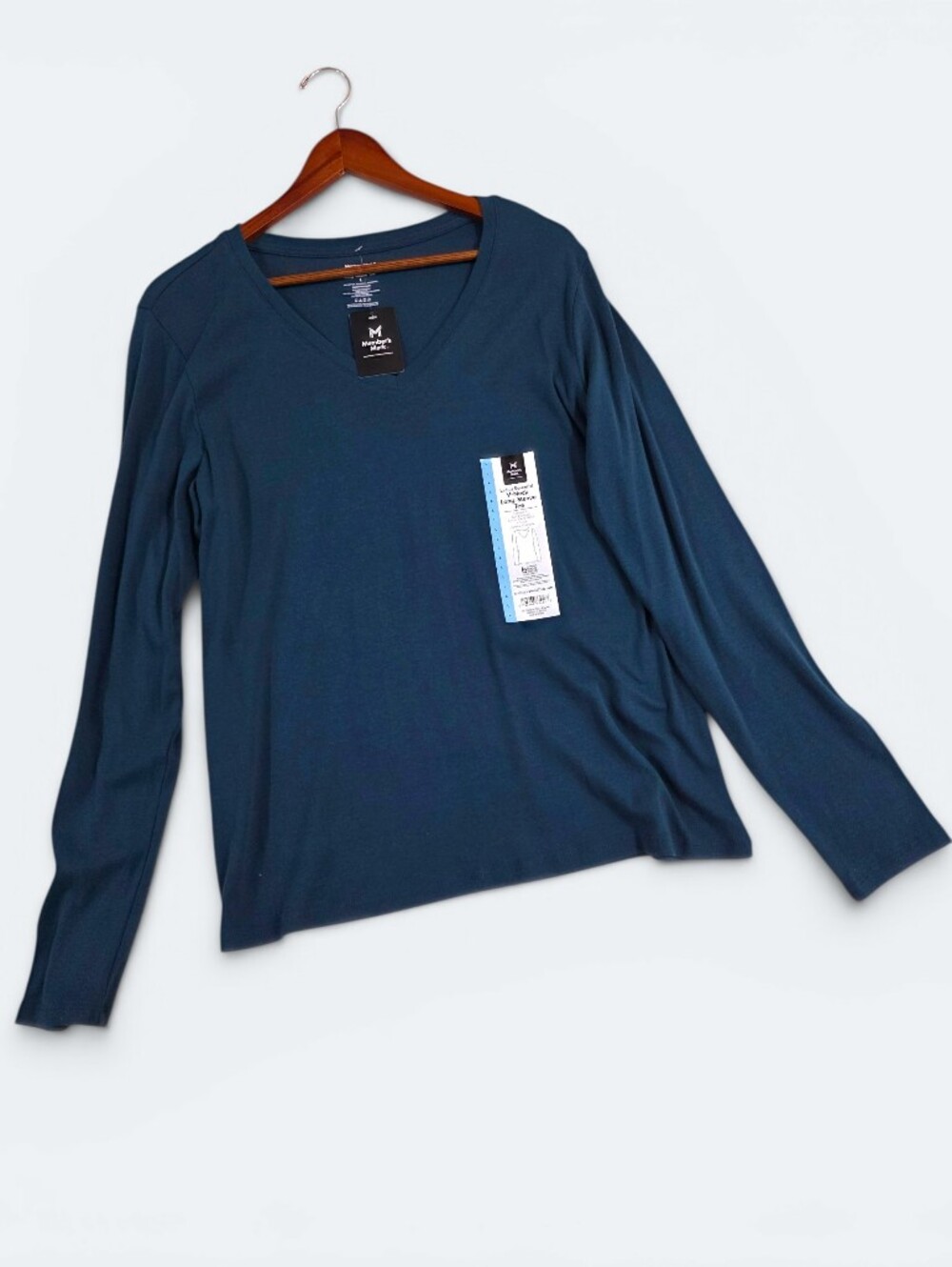 NEW Member’s Mark Super Soft Long Sleeve V-Neck Tee - Blue (Size L)